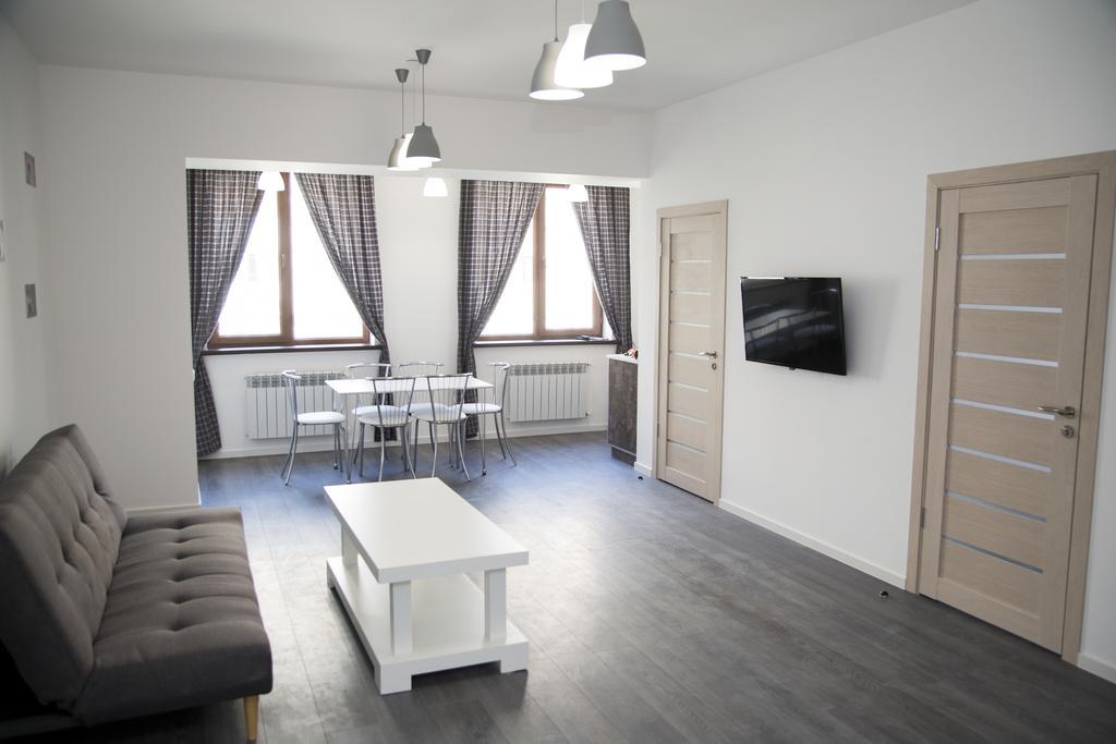 City Centre Apartments By Picnic Yerevan Ngoại thất bức ảnh