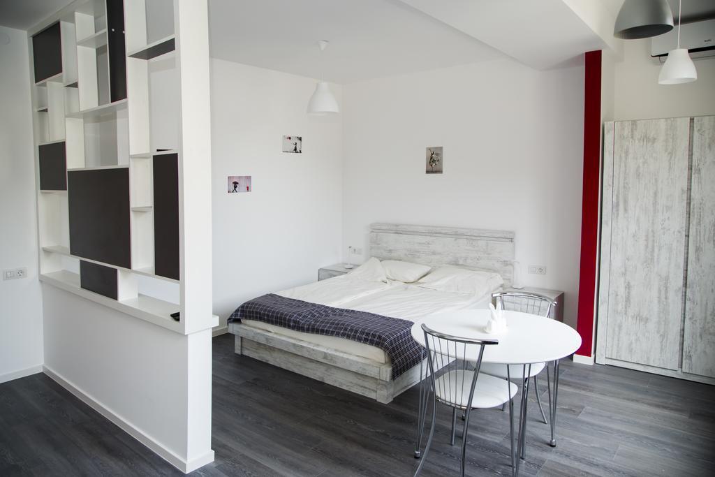 City Centre Apartments By Picnic Yerevan Ngoại thất bức ảnh