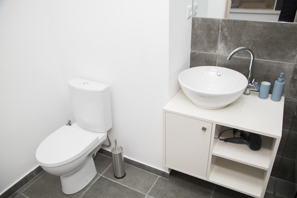 City Centre Apartments By Picnic Yerevan Ngoại thất bức ảnh