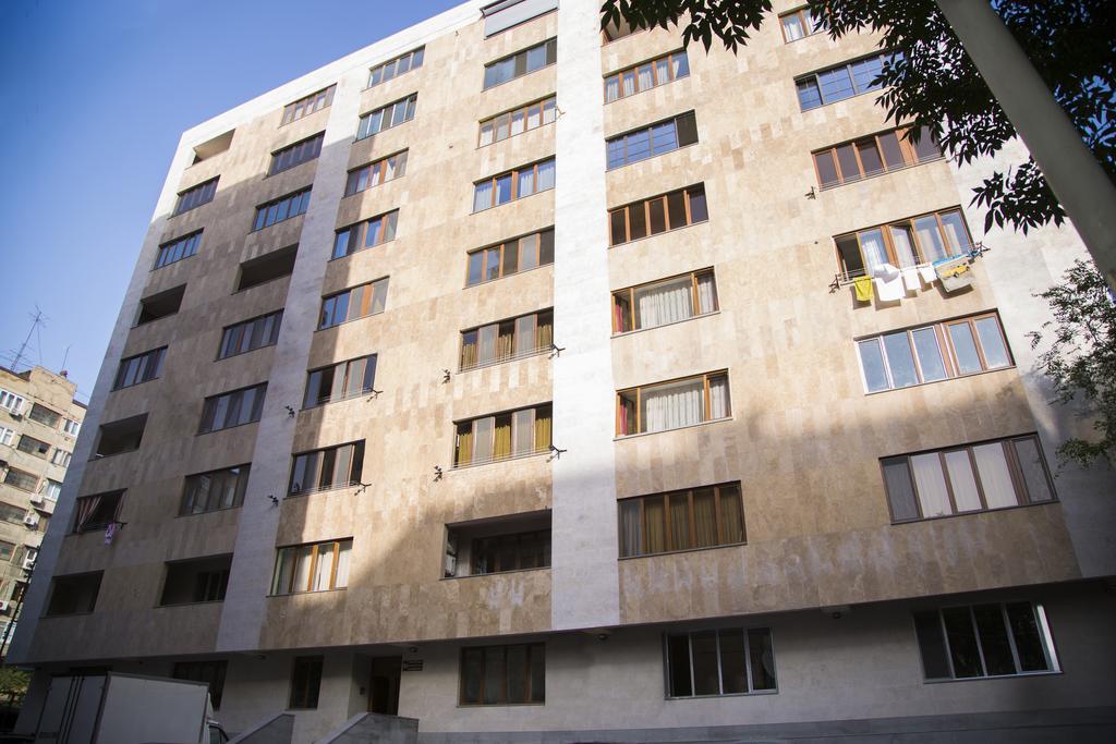 City Centre Apartments By Picnic Yerevan Ngoại thất bức ảnh