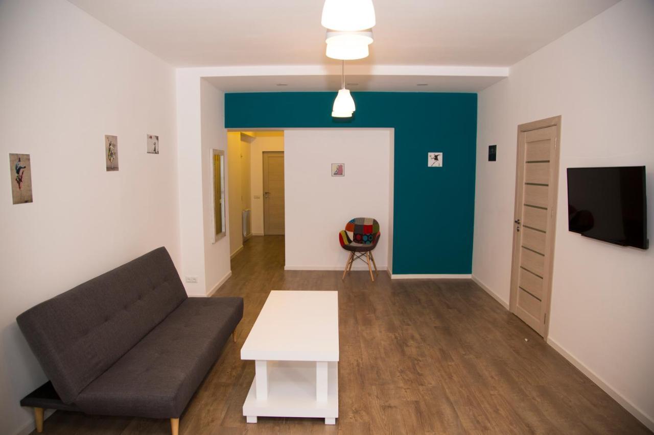 City Centre Apartments By Picnic Yerevan Ngoại thất bức ảnh