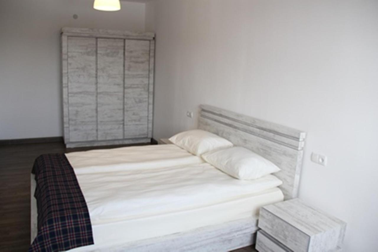 City Centre Apartments By Picnic Yerevan Ngoại thất bức ảnh
